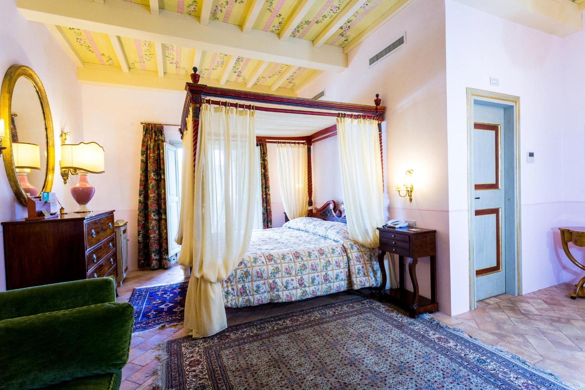 Tenuta Del Gallo อเมเลีย ภายนอก รูปภาพ